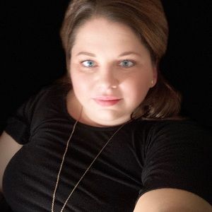 Meet your Posher, Paulina